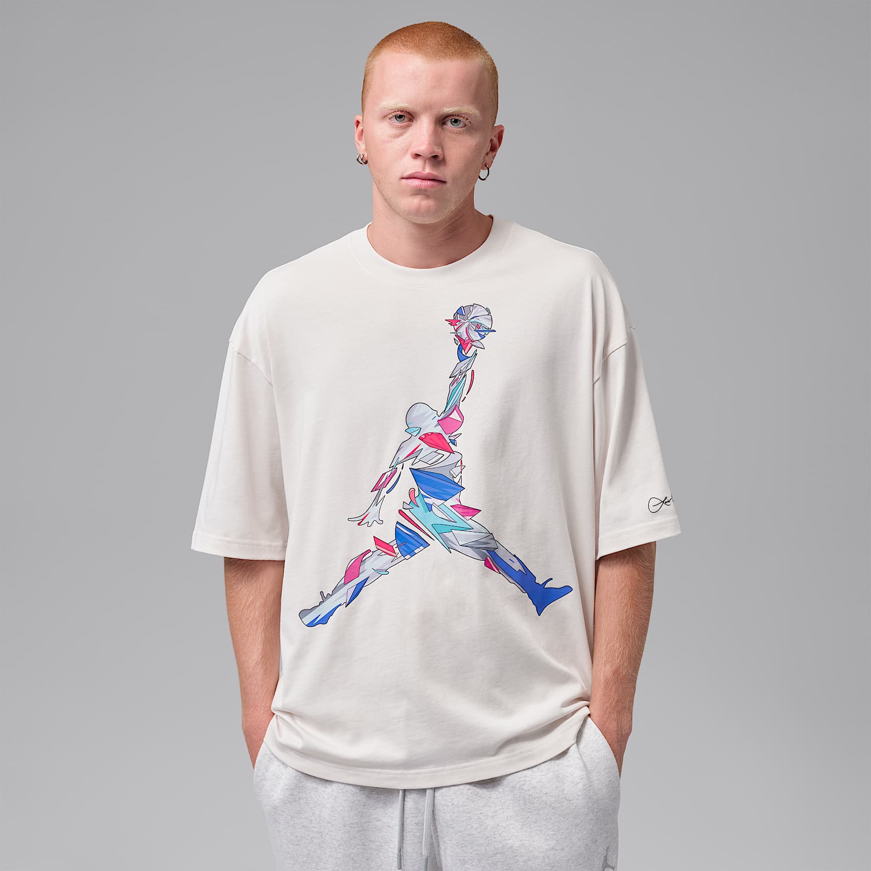 Jordan Brooklyn Men's Oversized Graphic T-Shirt. Nike ID